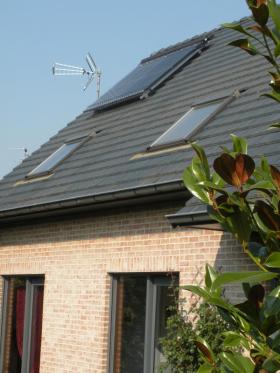 Viessmann - ChaudiÃ¨re Ã  condensation VITODENS 300 avec Chauffe-eau solaire VITOSOL 200